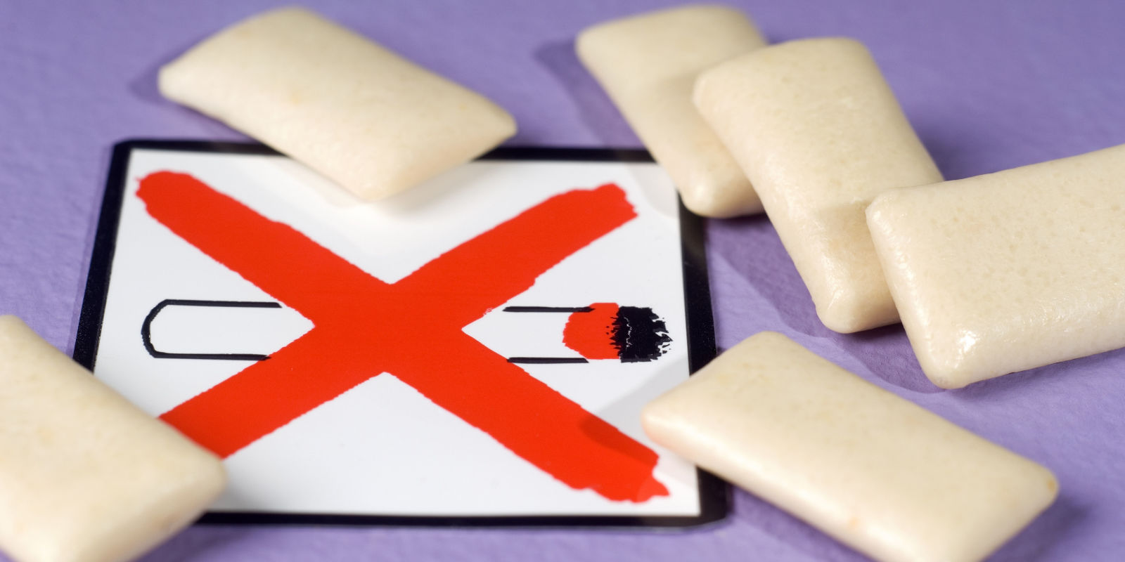 Nicorette gum (nicotine chewing gum) to quit smoking